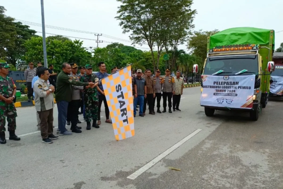Disaksikan Forkopimda, KPU Paser lepas logistik pemilu 2024