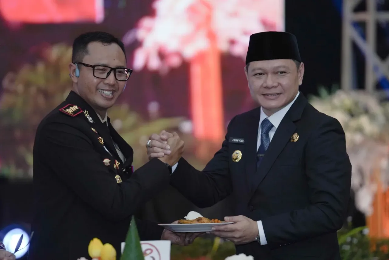 Bupati Paser : Polri Tidak Hanya Menjaga Keamanan, Tapi Juga Hadir Sebagai Pengayom Masyarkat