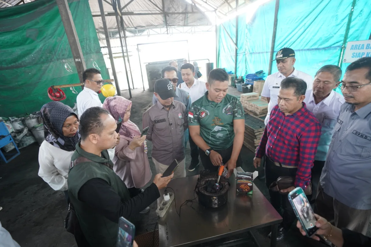 Briket Arang Desa Pepara Kabupaten Paser Diminati Luar Negeri
