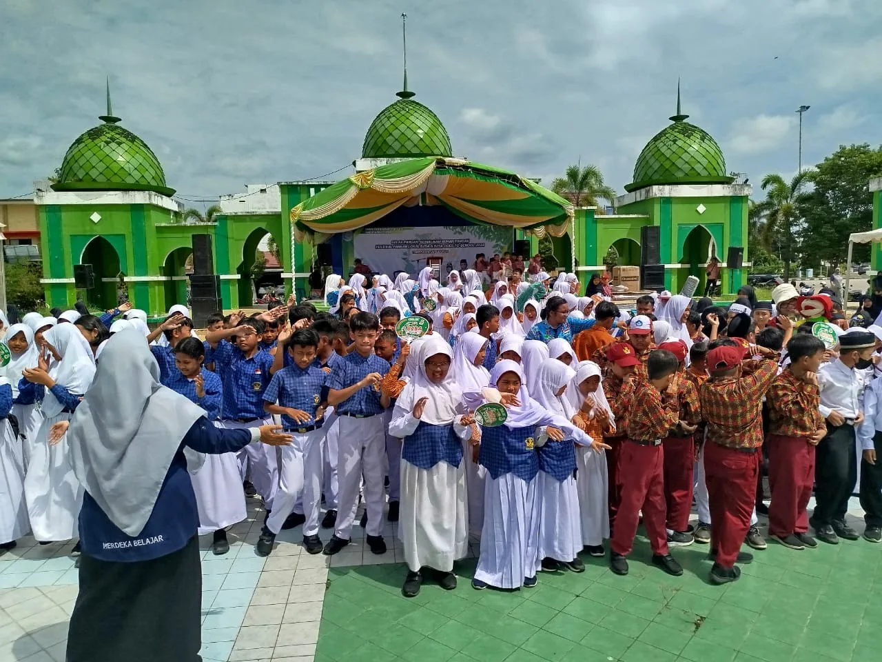 Festival Pangan Ajak 1.000 Pelajar Paser Beralih ke Makanan Bergizi
