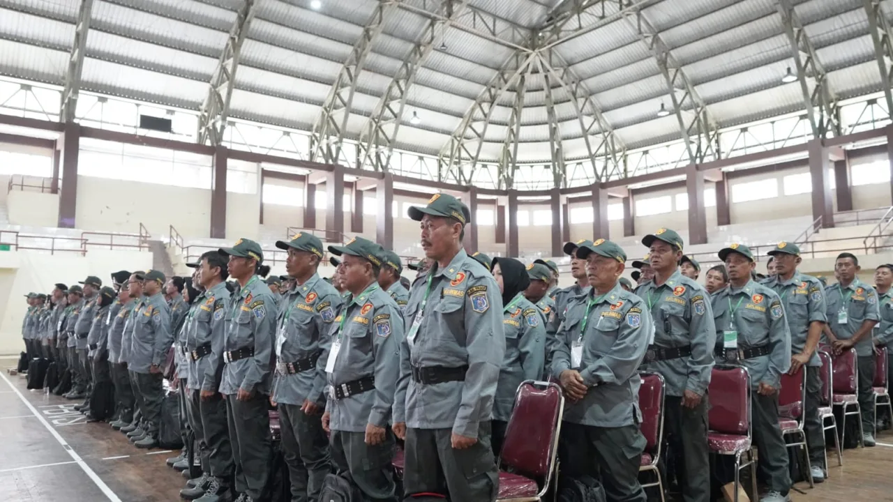 Dukung Pelaksanaan Pilkada, Satpol PP Paser Berikan Pembekalan 490 Satlinmas