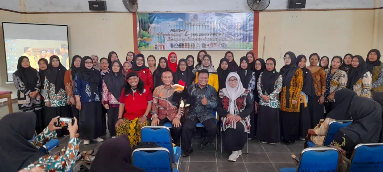 Kampung Dongeng Paser Bersama PKBM Lentera Dunia Membentuk “Kampung Dongeng Lentera Long Ikis”