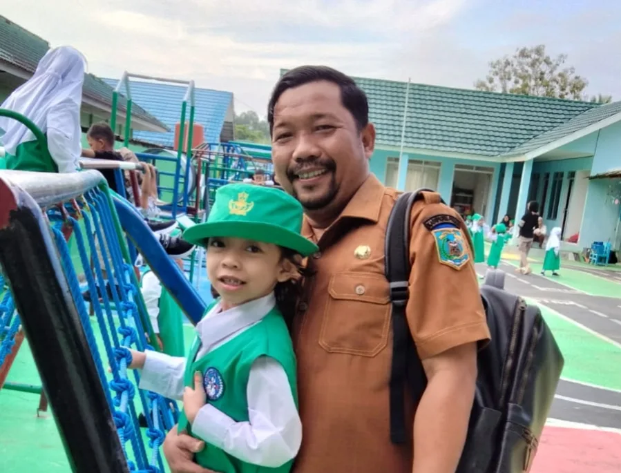 Gerakan Ayah Mengantar, Perkuat Psikologis Anak