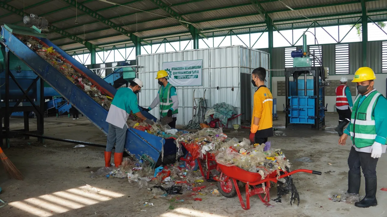 DLH Paser Imbau Masyarakat Memilah Sampah Guna Ciptakan Lingkungan Bersih dan Sehat