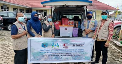 DP2KBP3A dan Organisasi Kemanusiaan Paser Salurkan Obat-obatan ke Kalsel DP2KBP3A dan Organisasi Kemanusiaan Paser Salurkan Obat-obatan ke Kalsel