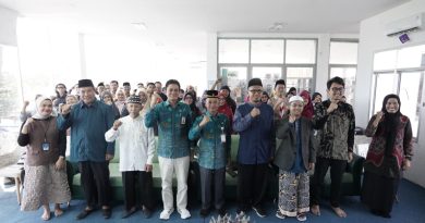 Diskarpus Paser Manfaatkan Ramadan dengan Bedah Buku dan Diskusi