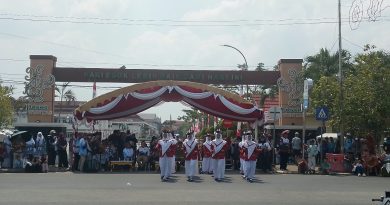 Gerak Jalan dan Yel-Yel Antikorupsi Meriahkan Peringatan HUT ke-81 RI di Paser
