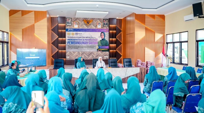 Dukung Percepatan Pembangunan Daerah, Senator Sinta Rosma Yenti Gelar Sosialisasi Empat Pilar MPR RI di Long Kali